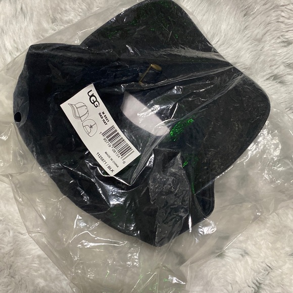 NWT UGG black baseball cap - Picture 4 of 9